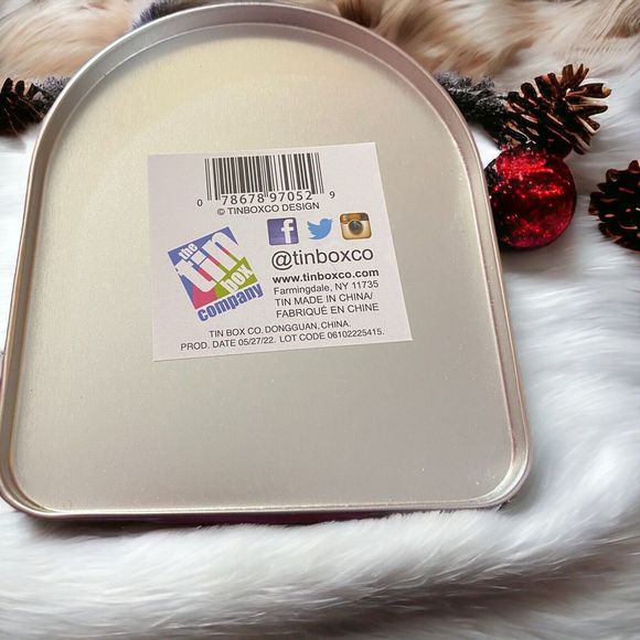 Mailbox Shaped “Dear Santa…” Holiday Tin Container Can With Flag NEW - Picture 6 of 9